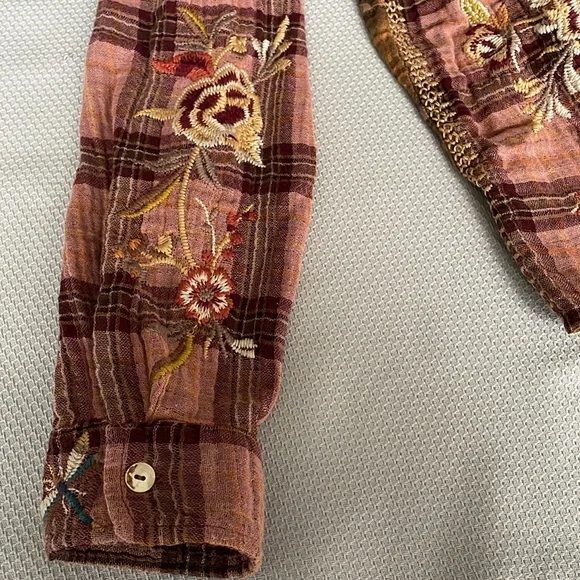 Johnny Was Varlese Multicolor Embroidered Plaid Oversized Shirt Size XS - Picture 12 of 13